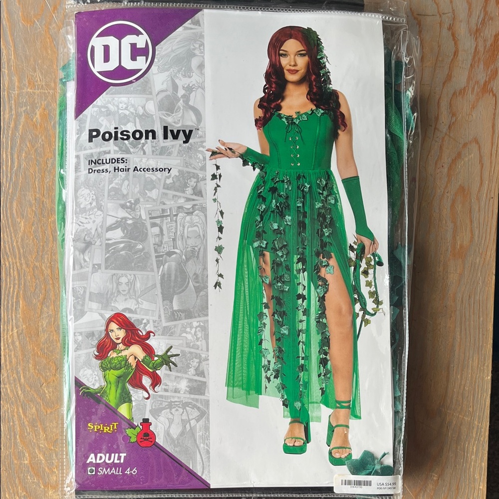 Spirit Halloween Poison Ivy Costume Women’s Size Small New!